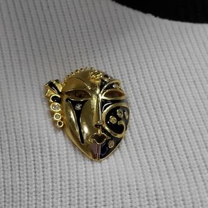 Ethnic Mask Broache
